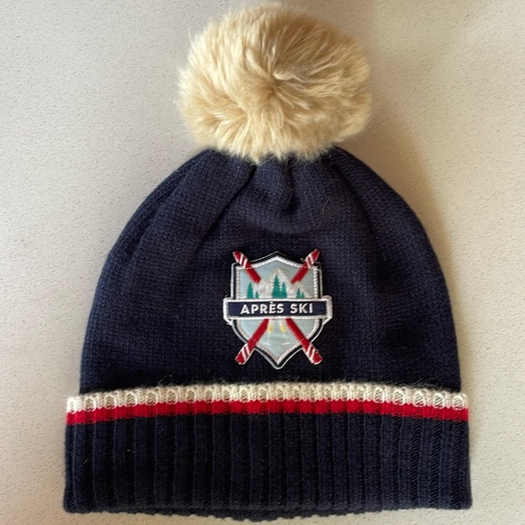 Apres Ski Pom Pom Hat Mark & Graham Navy w/Stripes and Faux Fur, New - Picture 1 of 6